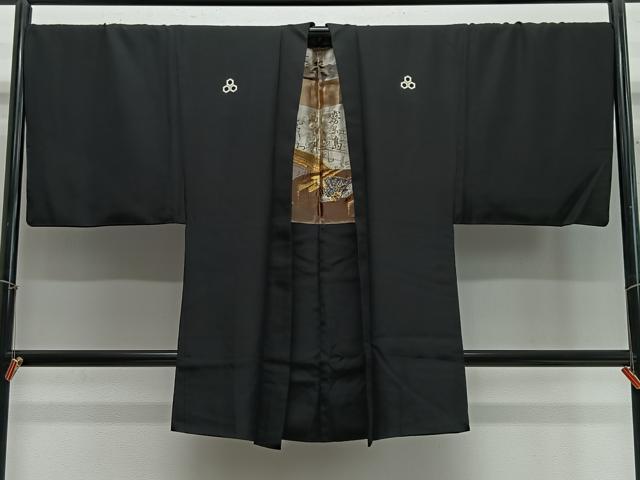平和屋着物∞男性　長羽織　黒紋付　羽裏：器物文　正絹　逸品　CABE4832ua