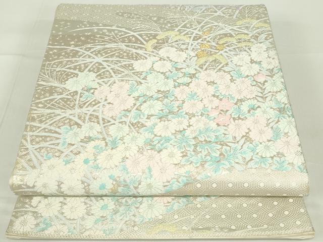■■■　サイズ　■■■ 長さ 424cm 幅 30cm程 ■■■　商品詳細　■■■ 【正絹・芯なし】 詳細に関しましては、画像をご確認ください。 大変上質な逸品になります。 お安く出品致しますので、是非この機会にいかがでしょうか？ ■■■　注意事項　■■■ ■モニター発色の具合により色合いが異なる場合がございます。 ■寸法は多少の誤差が生じる場合がございますのでご了承ください。 ■縫込みの長さが左
