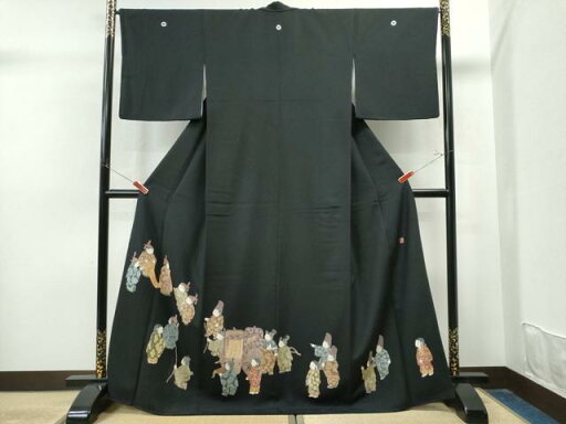 平和屋着物●十日町友禅作家 関口遼一 黒留袖 御所車人物文 正絹 逸品 CAAU1796yc 平和屋着物●十日町友禅作家 関口遼一 黒留袖 御所車人物文 正絹 逸品 CAAU1796yc