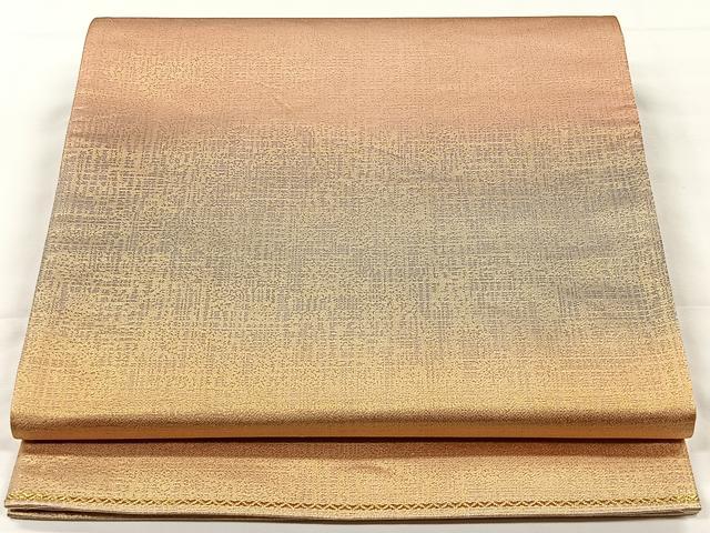 ■■■　サイズ　■■■ 長さ 412cm 幅 30.5cm程 ■■■　商品詳細　■■■ 【正絹・芯なし】 詳細に関しましては、画像をご確認ください。 大変上質な逸品になります。 お安く出品致しますので、是非この機会にいかがでしょうか？ ■■■　注意事項　■■■ ■モニター発色の具合により色合いが異なる場合がございます。 ■寸法は多少の誤差が生じる場合がございますのでご了承ください。 ■縫込みの長さが左右非対称の場合は短い部分を記載しております。 左右非対称であってもご返品・お値引き等の保証は出来かねますので、ご了承の上ご購入をお願い致します。 ■シミ等のチェックには注意を払っておりますが、見落としがある場合もございますし、個人の見解も様々ですので神経質な方のご購入はお控えください。 ■箪笥に入っておりました着物や帯なので畳みシワや匂いがあるものもございます。 ■お休みは基本的に土日祝となりますが、その他臨時でお休みする場合がございますのでご了承ください。 ■商品の発送は平日のみの発送となります。 ■夜間と土曜、日曜日はお問い合わせの回答が遅れる場合がございます。 ■当店では、お直し、紋入れ、お手入れ等は承っておりません。 ■生地の状態（ヤケ、経年劣化等）によってはサイズ直しが出来ない場合がございます。 その点もどうかご了承のうえ、ご購入をお願いいたします。 ■弊社で取り扱う商品は一点ものにつき、時期や在庫状況に応じて金額が変更となる場合がございます。 ■検針は行っておりません。予めご了承いただきますようお願いいたします。 ■【洗える着物】と記載のある商品におきましては、商品お届け後に洗濯を行ってしまってからのご返品にはご対応しかねます。 念の為、専門店でのお手入れをお願いいたします。 ■着物のサイズ目安は下記を参考ください↓ ＜女性着物＞　お端折り次第で＋5cm　−1cmが着用可能サイズ 　例）身丈170cmの場合、身長160cm〜175cm ＜男性着物＞　身丈＋約25cm〜27cm程が適応身長 　例）身丈155cmの場合、身長180〜182cm