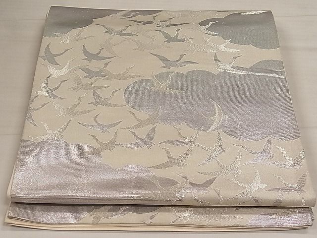 平和屋着物◎六通柄袋帯　雲取り飛鶴文　銀糸　逸品　CAAC9050ca