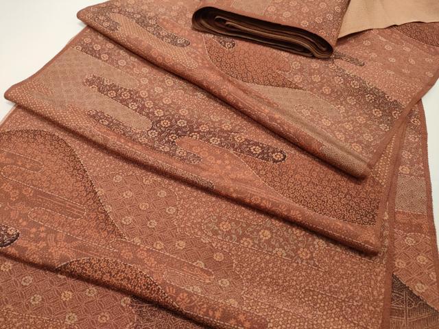 平和屋着物▼小紋　反物　着尺　遠山花唐草文　松竹梅　鬼しぼ縮緬　逸品　未使用　DABC4286zy