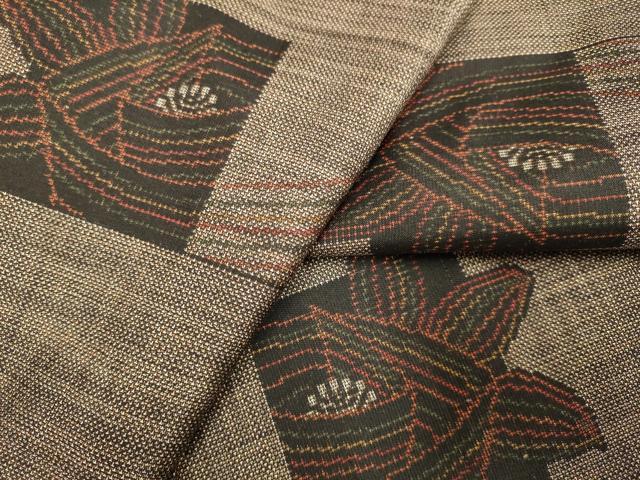 平和屋着物●本場大島紬 9マルキ 色紙花文 正絹 逸品 DAAV3484du