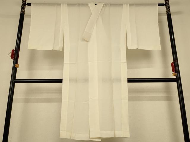 ■■■　サイズ　■■■ 身丈 124.5cm（肩から） 裄丈 62.5cm 袖丈 50cm　縫込み 3cm 袖幅 31.5cm 前幅 27.5cm 後幅 29.5cm 着物縫いこみ 内揚げ 0cm 裄 お袖側 約3.5cm　身頃側 約2.5cm ■■■　商品詳細　■■■ 【正絹】 状態は接写画像のように後身頃・衿裏・背伏せ・下前・両袖・衿に汚れがございますが その他特に目立ったシミ汚れなどもなく大変良い状態です。 大変上質な逸品になります。 お安く出品致しますので、是非この機会にいかがでしょうか？ ■■■　注意事項　■■■ ■モニター発色の具合により色合いが異なる場合がございます。 ■寸法は多少の誤差が生じる場合がございますのでご了承ください。 ■縫込みの長さが左右非対称の場合は短い部分を記載しております。 左右非対称であってもご返品・お値引き等の保証は出来かねますので、ご了承の上ご購入をお願い致します。 ■シミ等のチェックには注意を払っておりますが、見落としがある場合もございますし、個人の見解も様々ですので神経質な方のご購入はお控えください。 ■箪笥に入っておりました着物や帯なので畳みシワや匂いがあるものもございます。 ■お休みは基本的に土日祝となりますが、その他臨時でお休みする場合がございますのでご了承ください。 ■商品の発送は平日のみの発送となります。 ■夜間と土曜、日曜日はお問い合わせの回答が遅れる場合がございます。 ■当店では、お直し、紋入れ、お手入れ等は承っておりません。 ■生地の状態（ヤケ、経年劣化等）によってはサイズ直しが出来ない場合がございます。 その点もどうかご了承のうえ、ご購入をお願いいたします。 ■弊社で取り扱う商品は一点ものにつき、時期や在庫状況に応じて金額が変更となる場合がございます。 ■検針は行っておりません。予めご了承いただきますようお願いいたします。 ■【洗える着物】と記載のある商品におきましては、商品お届け後に洗濯を行ってしまってからのご返品にはご対応しかねます。 念の為、専門店でのお手入れをお願いいたします。 ■着物のサイズ目安は下記を参考ください↓ ＜女性着物＞　お端折り次第で＋5cm　−1cmが着用可能サイズ 　例）身丈170cmの場合、身長160cm〜175cm ＜男性着物＞　身丈＋約25cm〜27cm程が適応身長 　例）身丈155cmの場合、身長180〜182cm
