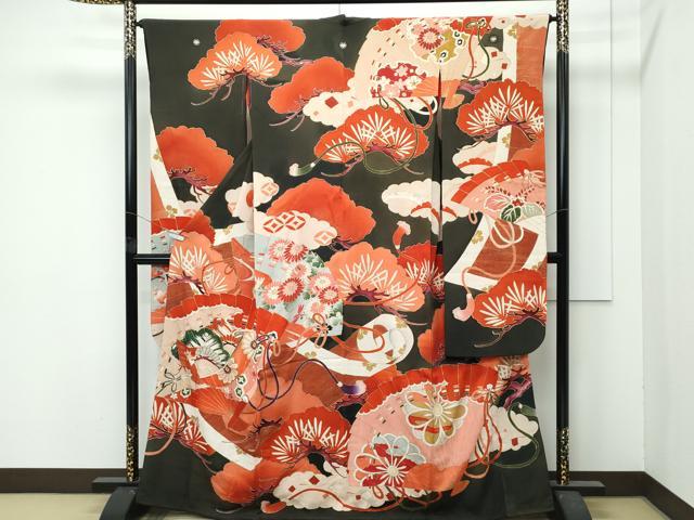 Kimono - 平和屋着物●極上　アンティーク　大正ロマン　振袖　駒刺繍　檜扇花松文　黒地　金彩　逸品　CZAA4774s6
