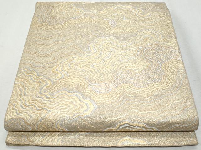 ■■■　サイズ　■■■ 長さ 388cm 幅 29.5cm程 ■■■　商品詳細　■■■ 【正絹・芯なし・未仕立て】 詳細に関しましては、画像をご確認ください。 大変上質な逸品になります。 お安く出品致しますので、是非この機会にいかがでしょう...