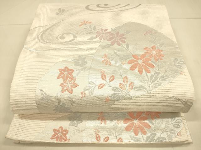 ■■■　サイズ　■■■ 長さ 430cm 幅 30cm程 ■■■　商品詳細　■■■ 【化繊・芯なし】 状態は接写画像のように表地所々に薄い汚れがございます。 ぜひお手入れをされてお召しになられてはいかがでしょうか。 お安く出品致しますので、是非この機会にいかがでしょうか？ ■■■　注意事項　■■■ ■モニター発色の具合により色合いが異なる場合がございます。 ■寸法は多少の誤差が生じる場合がございますのでご了承ください。 ■縫込みの長さが左右非対称の場合は短い部分を記載しております。 左右非対称であってもご返品・お値引き等の保証は出来かねますので、ご了承の上ご購入をお願い致します。 ■シミ等のチェックには注意を払っておりますが、見落としがある場合もございますし、個人の見解も様々ですので神経質な方のご購入はお控えください。 ■箪笥に入っておりました着物や帯なので畳みシワや匂いがあるものもございます。 ■お休みは基本的に土日祝となりますが、その他臨時でお休みする場合がございますのでご了承ください。 ■商品の発送は平日のみの発送となります。 ■夜間と土曜、日曜日はお問い合わせの回答が遅れる場合がございます。 ■当店では、お直し、紋入れ、お手入れ等は承っておりません。 ■生地の状態（ヤケ、経年劣化等）によってはサイズ直しが出来ない場合がございます。 その点もどうかご了承のうえ、ご購入をお願いいたします。 ■弊社で取り扱う商品は一点ものにつき、時期や在庫状況に応じて金額が変更となる場合がございます。 ■検針は行っておりません。予めご了承いただきますようお願いいたします。 ■【洗える着物】と記載のある商品におきましては、商品お届け後に洗濯を行ってしまってからのご返品にはご対応しかねます。 念の為、専門店でのお手入れをお願いいたします。 ■着物のサイズ目安は下記を参考ください↓ ＜女性着物＞　お端折り次第で＋5cm　−1cmが着用可能サイズ 　例）身丈170cmの場合、身長160cm〜175cm ＜男性着物＞　身丈＋約25cm〜27cm程が適応身長 　例）身丈155cmの場合、身長180〜182cm