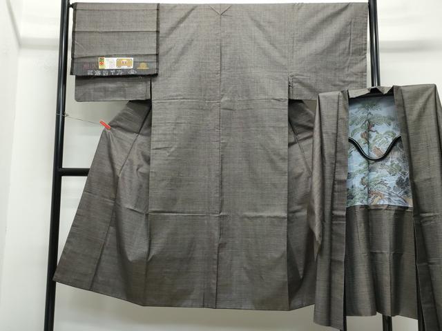 平和屋着物●男性　本場大島紬　アンサンブル　松山茂治作　100亀甲　総詰め　やまと誂製　証紙付き　正絹　逸品　CAAS8601vf