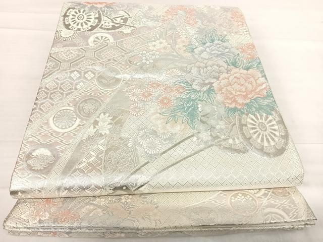 ■■■　サイズ　■■■ 長さ 424cm 幅 31cm程 ■■■　商品詳細　■■■ 【正絹】 詳細に関しましては、画像をご確認ください。 大変上質な逸品になります。 お安く出品致しますので、是非この機会にいかがでしょうか？ ■■■　注意事項　■■■ ■モニター発色の具合により色合いが異なる場合がございます。 ■寸法は多少の誤差が生じる場合がございますのでご了承ください。 ■縫込みの長さが左右非対称の場合は短い部分を記載しております。 左右非対称であってもご返品・お値引き等の保証は出来かねますので、ご了承の上ご購入をお願い致します。 ■シミ等のチェックには注意を払っておりますが、見落としがある場合もございますし、個人の見解も様々ですので神経質な方のご購入はお控えください。 ■箪笥に入っておりました着物や帯なので畳みシワや匂いがあるものもございます。 ■お休みは基本的に土日祝となりますが、その他臨時でお休みする場合がございますのでご了承ください。 ■商品の発送は平日のみの発送となります。 ■夜間と土曜、日曜日はお問い合わせの回答が遅れる場合がございます。 ■当店では、お直し、紋入れ、お手入れ等は承っておりません。 ■生地の状態（ヤケ、経年劣化等）によってはサイズ直しが出来ない場合がございます。 その点もどうかご了承のうえ、ご購入をお願いいたします。 ■弊社で取り扱う商品は一点ものにつき、時期や在庫状況に応じて金額が変更となる場合がございます。 ■検針は行っておりません。予めご了承いただきますようお願いいたします。 ■【洗える着物】と記載のある商品におきましては、商品お届け後に洗濯を行ってしまってからのご返品にはご対応しかねます。 念の為、専門店でのお手入れをお願いいたします。 ■着物のサイズ目安は下記を参考ください↓ ＜女性着物＞　お端折り次第で＋5cm　−1cmが着用可能サイズ 　例）身丈170cmの場合、身長160cm〜175cm ＜男性着物＞　身丈＋約25cm〜27cm程が適応身長 　例）身丈155cmの場合、身長180〜182cm