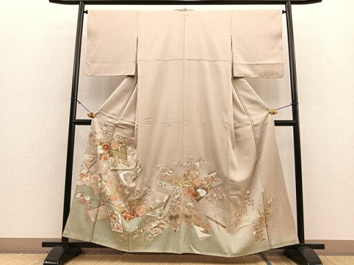 平和屋着物■豪華色留袖 駒刺繍 冊子花唐草文 暈し染め 金彩 正絹 逸品 BAAO5550ui 平和屋着物■豪華色留袖 駒刺繍 冊子花唐草文 暈し染め 金彩 正絹 逸品 BAAO5550ui