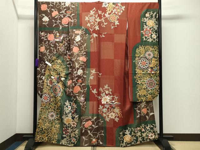 Rakuten - 平和屋着物●英王室献上友禅作家　木下勝功　振袖　駒刺繍　鳳凰更紗花唐草文　金彩　金通し地　正絹　逸品　CABD8984gh