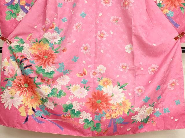平和屋の平和屋着物[]七五三　女の子　7歳　祝着　四つ身　刺繍　飾花文　いちご　暈し染め　金糸　金彩　未使用　AABH2895ja｜アングル3