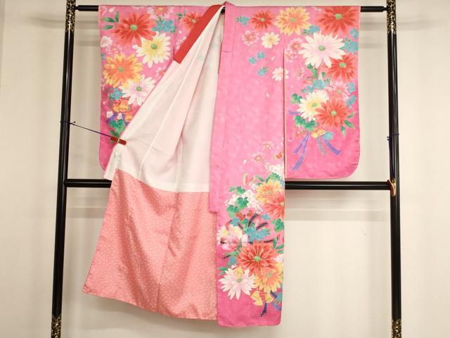 平和屋の平和屋着物[]七五三　女の子　7歳　祝着　四つ身　刺繍　飾花文　いちご　暈し染め　金糸　金彩　未使用　AABH2895ja｜アングル2