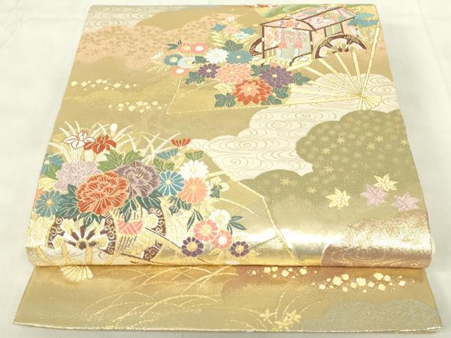 ■■■　サイズ　■■■ 長さ 434cm 幅 30.5cm程 ■■■　商品詳細　■■■ 【正絹・芯なし】 詳細に関しましては、画像をご確認ください。 大変上質な逸品になります。 お安く出品致しますので、是非この機会にいかがでしょうか？ ■■■　注意事項　■■■ ■モニター発色の具合により色合いが異なる場合がございます。 ■寸法は多少の誤差が生じる場合がございますのでご了承ください。 ■縫込みの長さが左右非対称の場合は短い部分を記載しております。 左右非対称であってもご返品・お値引き等の保証は出来かねますので、ご了承の上ご購入をお願い致します。 ■シミ等のチェックには注意を払っておりますが、見落としがある場合もございますし、個人の見解も様々ですので神経質な方のご購入はお控えください。 ■箪笥に入っておりました着物や帯なので畳みシワや匂いがあるものもございます。 ■お休みは基本的に土日祝となりますが、その他臨時でお休みする場合がございますのでご了承ください。 ■商品の発送は平日のみの発送となります。 ■夜間と土曜、日曜日はお問い合わせの回答が遅れる場合がございます。 ■当店では、お直し、紋入れ、お手入れ等は承っておりません。 ■生地の状態（ヤケ、経年劣化等）によってはサイズ直しが出来ない場合がございます。 その点もどうかご了承のうえ、ご購入をお願いいたします。 ■弊社で取り扱う商品は一点ものにつき、時期や在庫状況に応じて金額が変更となる場合がございます。 ■検針は行っておりません。予めご了承いただきますようお願いいたします。 ■【洗える着物】と記載のある商品におきましては、商品お届け後に洗濯を行ってしまってからのご返品にはご対応しかねます。 念の為、専門店でのお手入れをお願いいたします。 ■着物のサイズ目安は下記を参考ください↓ ＜女性着物＞　お端折り次第で＋5cm　−1cmが着用可能サイズ 　例）身丈170cmの場合、身長160cm〜175cm ＜男性着物＞　身丈＋約25cm〜27cm程が適応身長 　例）身丈155cmの場合、身長180〜182cm