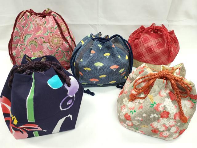 平和屋着物▼和装小物　和装バッグ　巾着まとめて5点　桜蝶文　花唐草　扇　縮緬　綿　金彩　袴　浴衣　逸品　CABJ1538ju