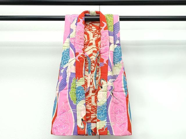 ■■■　サイズ　■■■ 身丈 58cm（肩から） 裄丈 13cm肩揚げ 3cm 前幅 15cm 後幅 19.5cm 着物縫いこみ 内揚げ 0cm ■■■　商品詳細　■■■ 【正絹】 状態は接写画像のように、 表地所々・裏地所々に汚れ、後身頃・襠に破れがございます。 大変上質な極上の逸品になります。 お安く出品致しますので、是非この機会にいかがでしょうか？ ※大正ロマンなレトロ品です。 和モダン・レトロ感をお楽しみください。 アンティークになりますので お品物の状態の感じ方には個人差がございます。 ご理解の上でのご入札をお願い致します。 ■■■　注意事項　■■■ ■モニター発色の具合により色合いが異なる場合がございます。 ■寸法は多少の誤差が生じる場合がございますのでご了承ください。 ■縫込みの長さが左右非対称の場合は短い部分を記載しております。 左右非対称であってもご返品・お値引き等の保証は出来かねますので、ご了承の上ご購入をお願い致します。 ■シミ等のチェックには注意を払っておりますが、見落としがある場合もございますし、個人の見解も様々ですので神経質な方のご購入はお控えください。 ■箪笥に入っておりました着物や帯なので畳みシワや匂いがあるものもございます。 ■お休みは基本的に土日祝となりますが、その他臨時でお休みする場合がございますのでご了承ください。 ■商品の発送は平日のみの発送となります。 ■夜間と土曜、日曜日はお問い合わせの回答が遅れる場合がございます。 ■当店では、お直し、紋入れ、お手入れ等は承っておりません。 ■生地の状態（ヤケ、経年劣化等）によってはサイズ直しが出来ない場合がございます。 その点もどうかご了承のうえ、ご購入をお願いいたします。 ■弊社で取り扱う商品は一点ものにつき、時期や在庫状況に応じて金額が変更となる場合がございます。 ■検針は行っておりません。予めご了承いただきますようお願いいたします。 ■【洗える着物】と記載のある商品におきましては、商品お届け後に洗濯を行ってしまってからのご返品にはご対応しかねます。 念の為、専門店でのお手入れをお願いいたします。 ■着物のサイズ目安は下記を参考ください↓ ＜女性着物＞　お端折り次第で＋5?　−10?が着用可能サイズ 　例）身丈170?の場合、身長160?〜175? ＜男性着物＞　身丈＋約25?〜27?程が適応身長 　例）身丈155?の場合、身長180〜182?