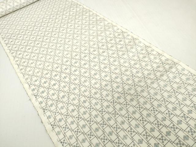 平和屋の平和屋着物●本場琉球絣　紬　反物　着尺　逸品　未使用　DABH2269zzz｜アングル2