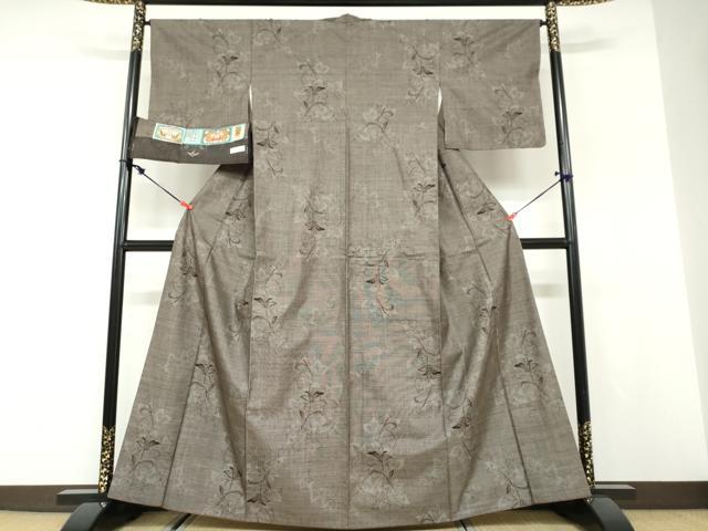 平和屋着物●本場大島紬　9マルキ　古代染色純泥染　草花文　平武則作　証紙付き　正絹　逸品　DABD9949ud heiwaya-11174662 平和屋 サンプル画像2