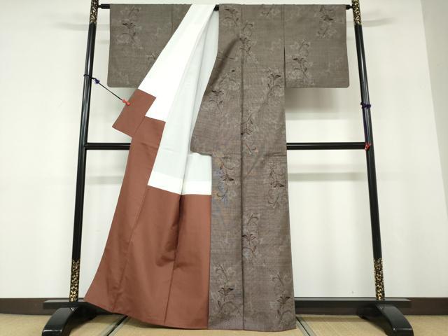 平和屋着物●本場大島紬　9マルキ　古代染色純泥染　草花文　平武則作　証紙付き　正絹　逸品　DABD9949ud heiwaya-11174662 平和屋 サンプル画像3