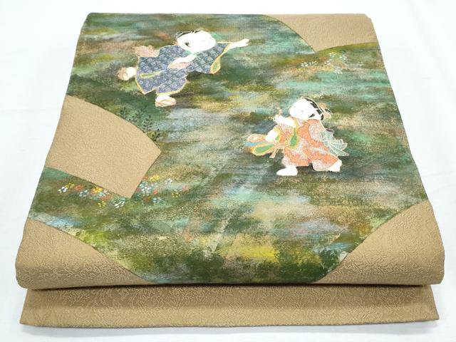 ■■■　サイズ　■■■ 長さ 460cm 幅 31cm程 ■■■　商品詳細　■■■ 【正絹】 詳細に関しましては、画像をご確認ください。 大変上質な逸品になります。 お安く出品致しますので、是非この機会にいかがでしょうか？ ■■■　注意事項　■■■ ■モニター発色の具合により色合いが異なる場合がございます。 ■寸法は多少の誤差が生じる場合がございますのでご了承ください。 ■縫込みの長さが左右非対称の場合は短い部分を記載しております。 左右非対称であってもご返品・お値引き等の保証は出来かねますので、ご了承の上ご購入をお願い致します。 ■シミ等のチェックには注意を払っておりますが、見落としがある場合もございますし、個人の見解も様々ですので神経質な方のご購入はお控えください。 ■箪笥に入っておりました着物や帯なので畳みシワや匂いがあるものもございます。 ■お休みは基本的に土日祝となりますが、その他臨時でお休みする場合がございますのでご了承ください。 ■商品の発送は平日のみの発送となります。 ■夜間と土曜、日曜日はお問い合わせの回答が遅れる場合がございます。 ■当店では、お直し、紋入れ、お手入れ等は承っておりません。 ■生地の状態（ヤケ、経年劣化等）によってはサイズ直しが出来ない場合がございます。 その点もどうかご了承のうえ、ご購入をお願いいたします。 ■弊社で取り扱う商品は一点ものにつき、時期や在庫状況に応じて金額が変更となる場合がございます。 ■検針は行っておりません。予めご了承いただきますようお願いいたします。 ■【洗える着物】と記載のある商品におきましては、商品お届け後に洗濯を行ってしまってからのご返品にはご対応しかねます。 念の為、専門店でのお手入れをお願いいたします。 ■着物のサイズ目安は下記を参考ください↓ ＜女性着物＞　お端折り次第で＋5cm　−1cmが着用可能サイズ 　例）身丈170cmの場合、身長160cm〜175cm ＜男性着物＞　身丈＋約25cm〜27cm程が適応身長 　例）身丈155cmの場合、身長180〜182cm