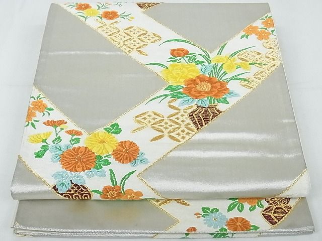 平和屋着物◎六通柄袋帯　唐織　飾花文　金銀糸　正絹　逸品　AAAJ6065Aru