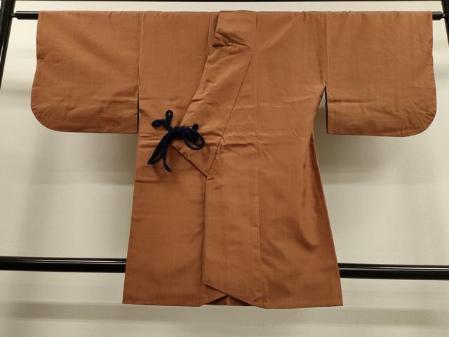 平和屋着物■道中着 紬地 胡桃色 正絹 逸品 CAAK3987dy