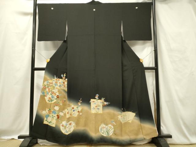 平和屋着物■豪華黒留袖　駒刺繍　地紙花文　暈し染め　金彩　正絹　逸品　DAAV2778qp