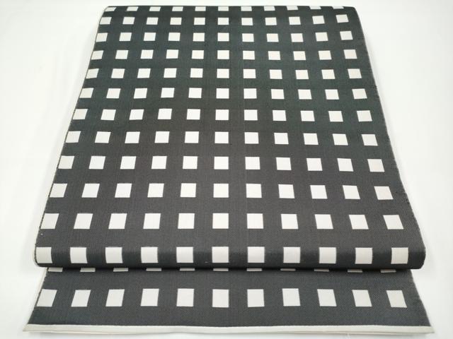 平和屋着物■極上　世界的人形師　辻村寿三郎　ジュサブロー　六通柄袋帯　格子柄　檳榔子染色地　逸品　CYAA3158s5