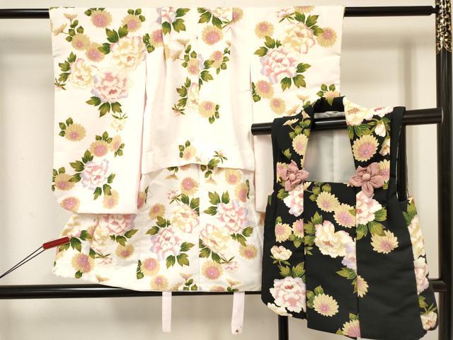 平和屋着物[]七五三　女の子　3歳　祝着　三つ身　被布セット　牡丹花文　DABA3932ma