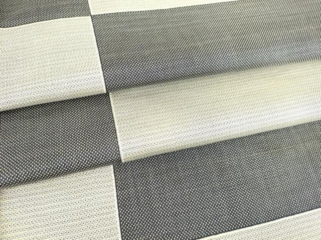 平和屋着物▽本場大島紬　単衣　市松文　200亀甲　正絹　逸品　DAAS0942az