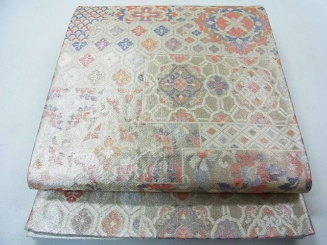 平和屋着物◎新佐賀錦 六通柄袋帯 色紙重ね花蝶文 金銀糸 逸品 CAAB1588in