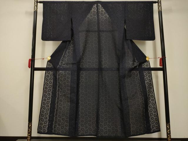 平和屋着物＊夏物　色無地　紗　舞花文　濃藍色　正絹　逸品　AABB8779sx