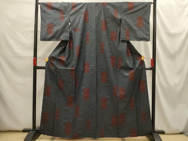 Full-Length Under-Kimono - 平和屋着物■本場大島紬　双鳥花短冊文　正絹　逸品　AABI3882sx
