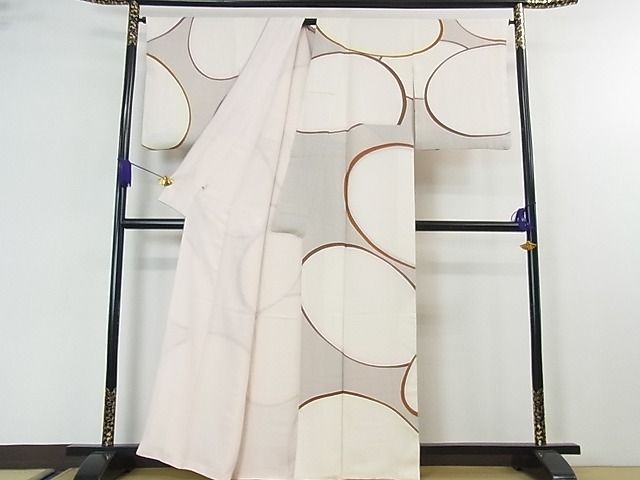 平和屋本店●超希少　人間国宝　森口華弘の息子　森口邦彦　訪問着　薄梅鼠色地　パールトーン加工　逸品　3kh1308