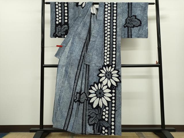 平和屋の平和屋着物∴夏物　訪問着・浴衣兼用　絵羽浴衣　有松鳴海絞り　草花文　綿　逸品　CABK6440ze｜アングル2