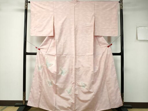平和屋着物■訪問着 本場大島紬 舞蝶文 正絹 逸品 CAAQ7696ev 平和屋着物■訪問着 本場大島紬 舞蝶文 正絹 逸品 CAAQ7696ev