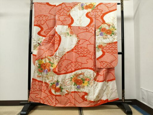 平和屋着物■豪華振袖 総刺繍 駒刺繍 絞り 文箱菊花文 金彩 正絹 逸品 CAAR2144yc 平和屋着物■豪華振袖 総刺繍 駒刺繍 絞り 文箱菊花文 金彩 正絹 逸品 CAAR2144yc