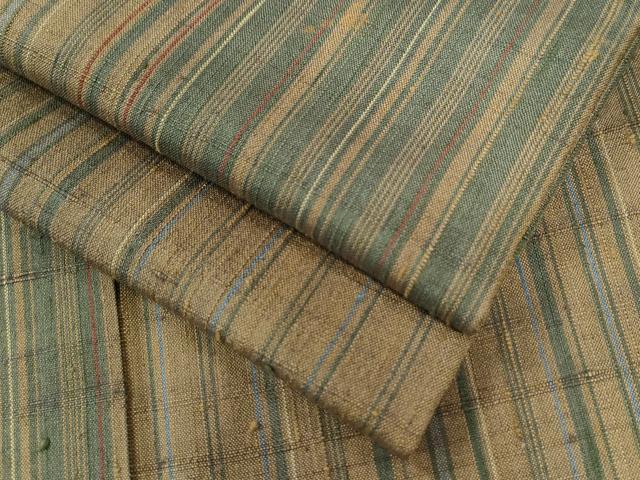 ■■■　サイズ　■■■ 身丈 162cm（肩から） 裄丈 64.5cm 袖丈 47cm　縫込み 5cm 袖幅 34cm 前幅 23cm 後幅 28cm 着物縫いこみ 内揚げ 3cm 裄 お袖側 約4cm　身頃側 約4cm ■■■　商品詳細　...