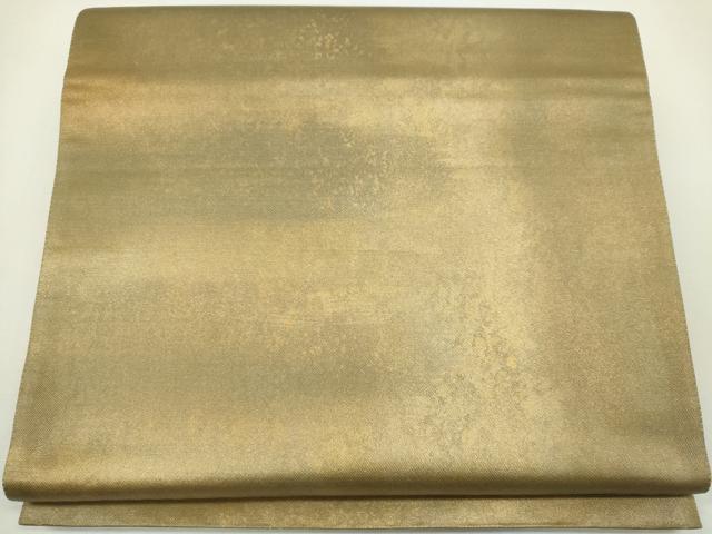 ■■■　サイズ　■■■ 長さ 432cm 幅 31cm程 ■■■　商品詳細　■■■ 【正絹】 詳細に関しましては、画像をご確認ください。 大変上質な逸品になります。 お安く出品致しますので、是非この機会にいかがでしょうか？ ■■■　注意事項　■■■ ■モニター発色の具合により色合いが異なる場合がございます。 ■寸法は多少の誤差が生じる場合がございますのでご了承ください。 ■縫込みの長さが左右非対称の場合は短い部分を記載しております。 左右非対称であってもご返品・お値引き等の保証は出来かねますので、ご了承の上ご購入をお願い致します。 ■シミ等のチェックには注意を払っておりますが、見落としがある場合もございますし、個人の見解も様々ですので神経質な方のご購入はお控えください。 ■箪笥に入っておりました着物や帯なので畳みシワや匂いがあるものもございます。 ■お休みは基本的に土日祝となりますが、その他臨時でお休みする場合がございますのでご了承ください。 ■商品の発送は平日のみの発送となります。 ■夜間と土曜、日曜日はお問い合わせの回答が遅れる場合がございます。 ■当店では、お直し、紋入れ、お手入れ等は承っておりません。 ■生地の状態（ヤケ、経年劣化等）によってはサイズ直しが出来ない場合がございます。 その点もどうかご了承のうえ、ご購入をお願いいたします。 ■弊社で取り扱う商品は一点ものにつき、時期や在庫状況に応じて金額が変更となる場合がございます。 ■検針は行っておりません。予めご了承いただきますようお願いいたします。 ■【洗える着物】と記載のある商品におきましては、商品お届け後に洗濯を行ってしまってからのご返品にはご対応しかねます。 念の為、専門店でのお手入れをお願いいたします。 ■着物のサイズ目安は下記を参考ください↓ ＜女性着物＞　お端折り次第で＋5cm　−1cmが着用可能サイズ 　例）身丈170cmの場合、身長160cm〜175cm ＜男性着物＞　身丈＋約25cm〜27cm程が適応身長 　例）身丈155cmの場合、身長180〜182cm