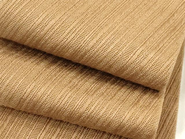 ■■■　サイズ　■■■ 長さ 358cm 幅 9.5cm程 ■■■　商品詳細　■■■ 【交織】 状態は締めてはおりますが 特に目立ったシミ汚れなどもなく大変良い状態です。 お安く出品致しますので、是非この機会にいかがでしょうか？ ■■■　注意事項　■■■ ■モニター発色の具合により色合いが異なる場合がございます。 ■寸法は多少の誤差が生じる場合がございますのでご了承ください。 ■縫込みの長さが左右非対称の場合は短い部分を記載しております。 左右非対称であってもご返品・お値引き等の保証は出来かねますので、ご了承の上ご購入をお願い致します。 ■シミ等のチェックには注意を払っておりますが、見落としがある場合もございますし、個人の見解も様々ですので神経質な方のご購入はお控えください。 ■箪笥に入っておりました着物や帯なので畳みシワや匂いがあるものもございます。 ■お休みは基本的に土日祝となりますが、その他臨時でお休みする場合がございますのでご了承ください。 ■商品の発送は平日のみの発送となります。 ■夜間と土曜、日曜日はお問い合わせの回答が遅れる場合がございます。 ■当店では、お直し、紋入れ、お手入れ等は承っておりません。 ■生地の状態（ヤケ、経年劣化等）によってはサイズ直しが出来ない場合がございます。 その点もどうかご了承のうえ、ご購入をお願いいたします。 ■弊社で取り扱う商品は一点ものにつき、時期や在庫状況に応じて金額が変更となる場合がございます。 ■検針は行っておりません。予めご了承いただきますようお願いいたします。 ■【洗える着物】と記載のある商品におきましては、商品お届け後に洗濯を行ってしまってからのご返品にはご対応しかねます。 念の為、専門店でのお手入れをお願いいたします。 ■写真に写っている物が全てになります。それ以外の付属品はございませんのでご了承ください。 ■状態に関する写真につきましては、掲載可能な写真枚数に限りがあるため、各箇所につき1枚参考画像を掲載しております。 ■着物のサイズ目安は下記を参考ください↓ ＜女性着物＞　お端折り次第で＋5cm　−1cmが着用可能サイズ 　例）身丈170cmの場合、身長160cm〜175cm ＜男性着物＞　身丈＋約25cm〜27cm程が適応身長 　例）身丈155cmの場合、身長180〜182cm
