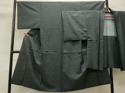 平和屋着物■男性 本場大島紬 泥染め 80亀甲 総絣 アンサンブル 正絹 逸品 CAAL3201id 平和屋着物■男性 本場大島紬 泥染め 80亀甲 総絣 アンサンブル 正絹 逸品 CAAL3201id