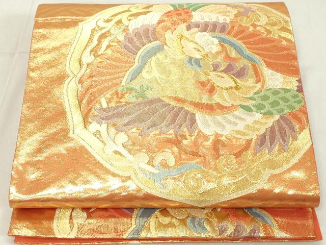 ■■■　サイズ　■■■ 長さ 436cm 幅 31cm程 ■■■　商品詳細　■■■ 【正絹】 詳細に関しましては、画像をご確認ください。 大変上質な逸品になります。 お安く出品致しますので、是非この機会にいかがでしょうか？ ※汚れ等に関しましては、着用時には見えない部分になるかと思いますのであまり気にならずお召になれるかと思います。 ■■■　注意事項　■■■ ■モニター発色の具合により色合いが異なる場合がございます。 ■寸法は多少の誤差が生じる場合がございますのでご了承ください。 ■縫込みの長さが左右非対称の場合は短い部分を記載しております。 左右非対称であってもご返品・お値引き等の保証は出来かねますので、ご了承の上ご購入をお願い致します。 ■シミ等のチェックには注意を払っておりますが、見落としがある場合もございますし、個人の見解も様々ですので神経質な方のご購入はお控えください。 ■箪笥に入っておりました着物や帯なので畳みシワや匂いがあるものもございます。 ■お休みは基本的に土日祝となりますが、その他臨時でお休みする場合がございますのでご了承ください。 ■商品の発送は平日のみの発送となります。 ■夜間と土曜、日曜日はお問い合わせの回答が遅れる場合がございます。 ■当店では、お直し、紋入れ、お手入れ等は承っておりません。 ■生地の状態（ヤケ、経年劣化等）によってはサイズ直しが出来ない場合がございます。 その点もどうかご了承のうえ、ご購入をお願いいたします。 ■弊社で取り扱う商品は一点ものにつき、時期や在庫状況に応じて金額が変更となる場合がございます。 ■検針は行っておりません。予めご了承いただきますようお願いいたします。 ■【洗える着物】と記載のある商品におきましては、商品お届け後に洗濯を行ってしまってからのご返品にはご対応しかねます。 念の為、専門店でのお手入れをお願いいたします。 ■着物のサイズ目安は下記を参考ください↓ ＜女性着物＞　お端折り次第で＋5cm　−1cmが着用可能サイズ 　例）身丈170cmの場合、身長160cm〜175cm ＜男性着物＞　身丈＋約25cm〜27cm程が適応身長 　例）身丈155cmの場合、身長180〜182cm