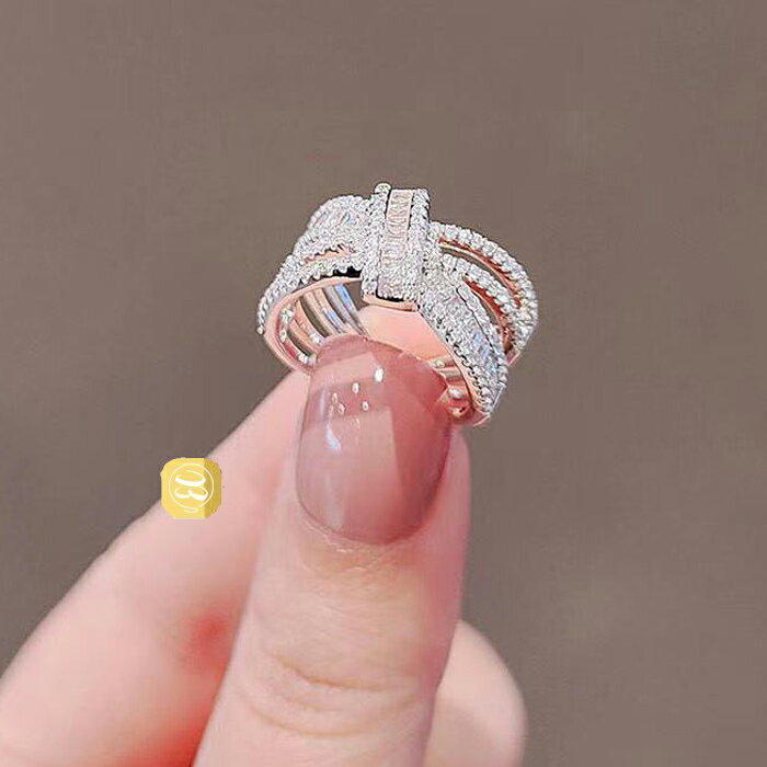 リング 指輪 レディース 人気 キラキラ ファッション 可愛い 大人 かわいい アクセサリー 贈り物 レディース ガールズ パーティー人気 シルバー 指輪 豪華