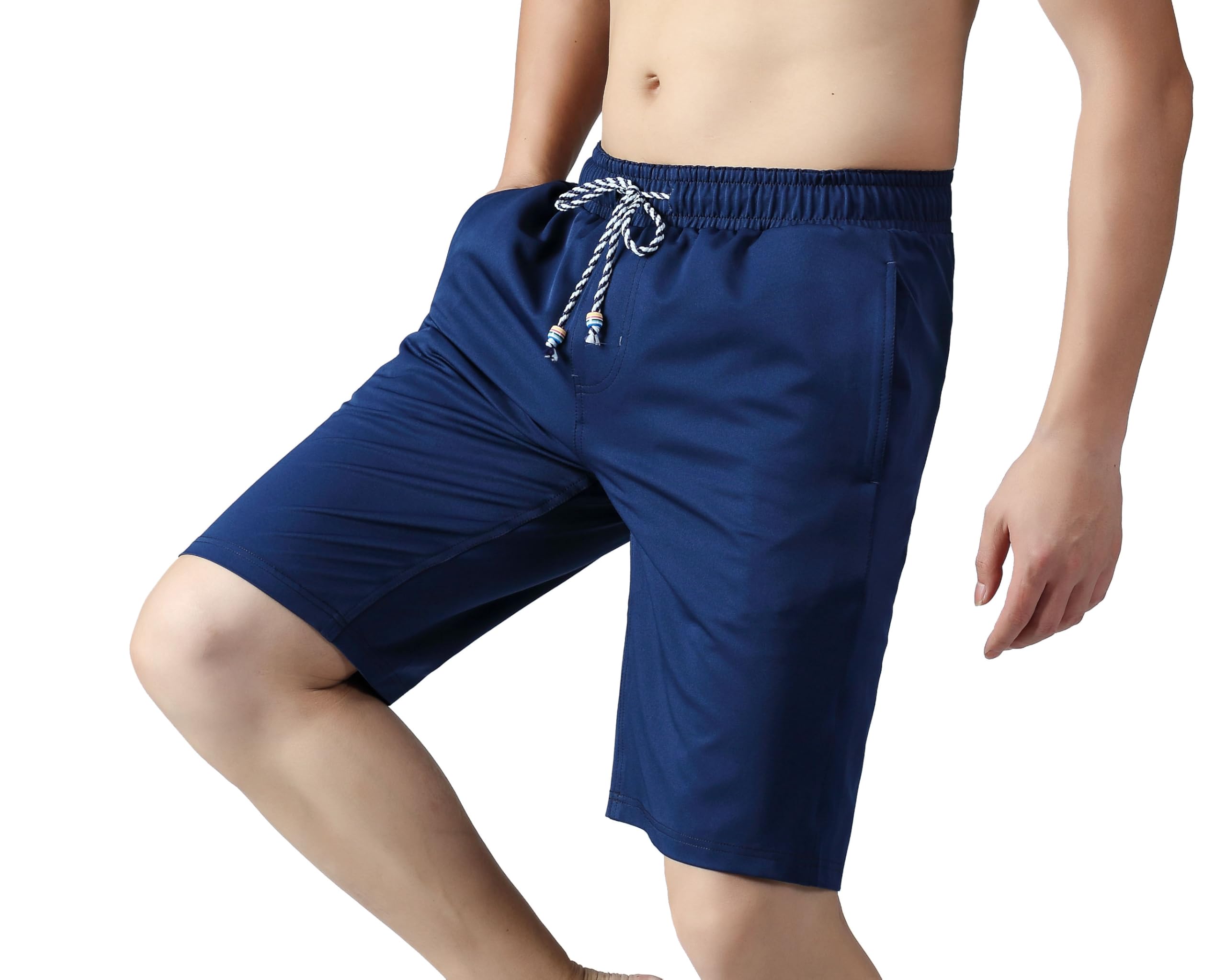 商品情報商品の説明説明 MeadowTomのビーチパンツは、サーフィンや海水浴から日常使いまで幅広く活躍する水陸両用のマルチパンツです。カップルでお揃い着用できるデザインで、夏の思い出を彩るスタイリッシュなアイテムです。 主な特徴： 優れたUVカット性能 UPF50+認証取得の特殊素材を使用し、紫外線を99.9%以上カット。長時間の屋外活動でも肌をしっかり保護します。 抜群の速乾性 高密度ポリエステル素材を採用し、水に濡れても驚くほど速く乾きます。海から上がった後も不快なベタつきがありません。 カップルペアルック対応 お揃いで着用できるカラー展開を豊富に用意。カップルや友達同士でお揃いコーデが楽しめます。 マルチシーン対応設計 ・内側にメッシュライナー付きで水着としてそのまま着用可能 ・裾のボタン調整でロング/ショートの2WAY着用 ・防水ポケット付きで貴重品も安心 快適な着用感 4WAYストレッチ素材で動きを妨げず、海水浴からビーチサイドのカフェまで一日中快適に過ごせます。主な仕様 ◆【吸汗速乾】四面弾加工で肌のべたつきを抑え、さらさらで快適な履き心地、速乾性に優れた素材でいつも快適です！防菌防臭・UVカット99.9％。◆【ゴムウェスト】サイズ調整ヒモ付き、程よいゴム感でゆったりラクラク、動きやすく、さらさらで快適な履き心地。◆【メッシュ付き】ウエスト部分はゴム＆紐調整可能な仕様など細部までとことん拘った便利な機能性。程よいストレッチ感で締め付けすぎず快適な履き心地を実現。インナーサポーターはメッシュ地のため水はけが良く乾きやすいので気軽に長く履けます！◆【水陸両用】豊富なカラー＆デザインでお好みのスタイルを楽しめるパンツ、どんな格好でも合わせやすい。水陸両用で便利さ全開！◆【適用場合】 プールや海で大活躍間違いなし、リゾート地や夏の海水浴、砂浜、サーフィン、温泉、旅行、沖縄、ハワイー、ジム、フィットネス、アウトドア、スポーツ、部屋着、普段着としてあらゆるシーンに活用できる!