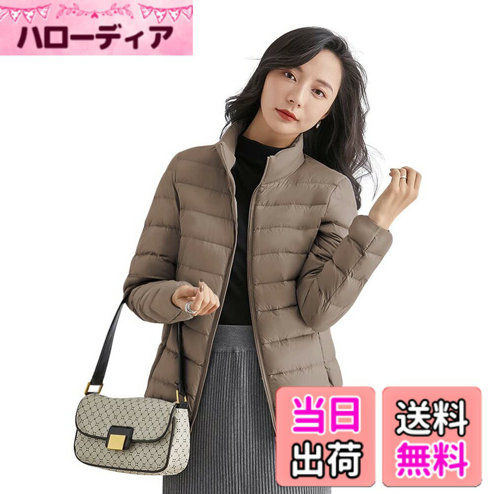 商品情報商品の説明説明 軽量・暖かい・スリム！女性の希望をすべて叶えるダウンジャケットのご紹介です。主な仕様 軽量・暖かい・スリム！女性の希望をすべて叶えるダウンジャケットのご紹介です。掛け布団の詰め物などにも使われるホワイトダックダウンを使用し、暖かいのに驚くほどの軽さ！シルエットは女性らしく、着ぶくれしないスリム設計，もちろん両サイドにファスナータイプのポケット付。付属のポーチに収納すれば、コンパクトなサイズで持ち運びも便利。サイズ(cm)： 【S】着丈:57　 胸囲:91　肩幅:37　袖丈:58 【M】着丈:58 　胸囲:96　肩幅:38　袖丈:59 【L】着丈: 61　胸囲:100　肩幅:39　袖丈:60 【XL】着丈:63 　胸囲:105　肩幅:40　袖丈:61【2XL】着丈:62 　胸囲:110　肩幅:42　袖丈:62