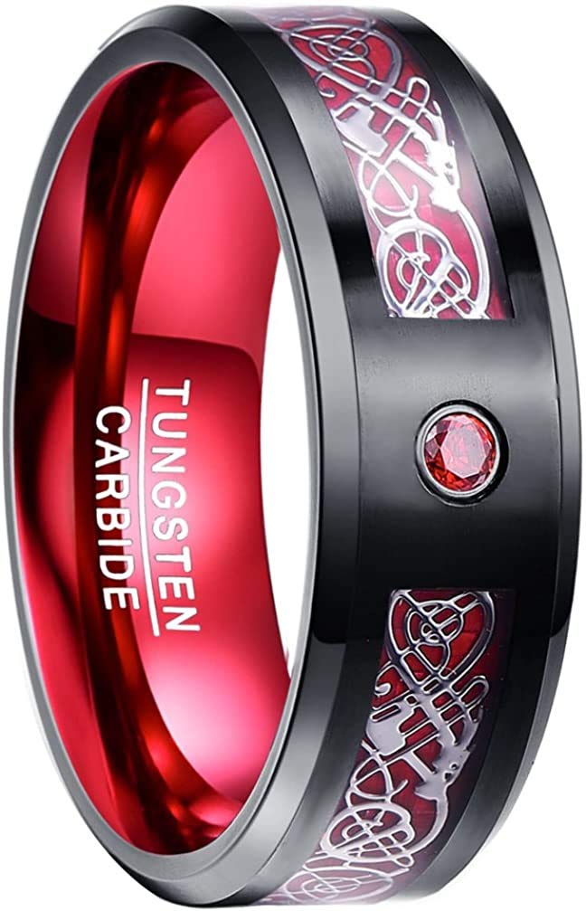 商品情報商品の説明主な仕様 【商品詳細】素材：タングステン、キュービックジルコニア（CZ）。サイズ：横幅8MM。付属品：ギフトボックス・専用クロス。【デザイン】古代ケルト族のドラゴンをモチーフにした神秘的なデザイン。マットなラインが洗練された印象を与え、サイドの鏡面仕上げが高級感を演出します。シンプルながら存在感のあるデザインで、性別を問わず幅広く愛用いただけます。【タングステンの特性】タングステンは金属アレルギーを引き起こしにくい性質を持ち、耐久性にも優れています。日常使いはもちろん、特別な場面でも安心してお使いいただけます。【キュービックジルコニアの輝き】ダイヤモンドのような上品な輝きを気軽に楽しめるキュービックジルコニアを採用。普段使いから特別なシーンまで幅広く活躍するアイテムです。【安心購入】すべての商品は専属スタッフによる厳しい検品を実施。万が一不良品があった場合でも、30日間の付きで迅速に対応いたしますので、安心してご購入いただけます。