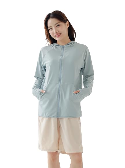 【送料無料】[growncharm] 水着 レディース 体型カバー ラッシュガード 指穴空き タンキニ タンクトップ ショートパンツ ショーツ【UPF50+ UVカット加工】【4点セット】[SWSB04] 色：スカイブルー、サイズ：L