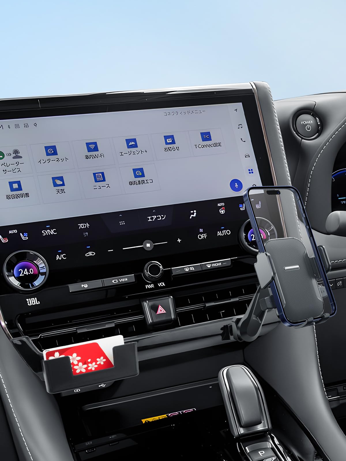 商品情報商品の説明【商品仕様】 商品内容：アルファード40系専用ベース*1、延長アーム*1、ホルダー*1 対応車種：トヨタ アルファード40系・ヴェルファイア40系 Toyota Alphard 40 対応スマホサイズ：iPhone/Android 4.7-6.8インチ（リンク式ケースを装着したスマホは対応できません） 素材： ABS樹脂 メリット/機能：アルファ40 / ヴェルファ40専用設計、延長アーム、360度回転、取付簡単、片手操作、防振設計 【様々なシーンで大活躍】 長距離ドライブ：充電しながらスマホをかーナビに使用し、目的地まで快適にドライブ。 通勤・通学中など日常の運転： 信号待ちで片手で仕事や友達のメッセージを確認し、安全で時間を活用できます。 家族とのお出かけ：アルファで旅行やお出かけの際、車内でスマホを固定し、360度回転で好きな角度に調整できるので、映画やゲームを快適に楽しめます。 【品質】 製品に関するご不明な点がございましたら、お気軽にお問い合わせください。 弊社は一年間のメーカーがありますので、不良品の場合は、製品の写真を添付して、 直接BIXUANにご連絡を頂ければ、無料再送・返品・も対応可能でございます。 ご安心くださいませ。主な仕様 【車種専用】トヨタ アルファ・ヴェルファ40系専用設計。トヨタ アルファード40系・ヴェルファイア40系 対応。アルファード40系 スマホホルダーは車種にスキャンするを得るデータにより作られており、アルファにぴったりフィットし、カタカタな音もしません。iPhone/Android、あらゆる4.7-6.8インチの携帯も対応可能です。【取付簡単】40系ヴェルファイア スマホホルダーには専用ベースを採用しており、ベースをエアコン吹き出し口中央部の下に嵌め込んで、ホルダーをボールヘッドで接続するだけでセットが完了します。面倒な工具や複雑な手順は不要、たった1分でしっかり固定できます！急ブレーキや減速帯でもベースがガタつくことなく、携帯も車載ホルダーに落ちないので、心配はありません。【360度回転】40系アルファード 携帯ホルダーは延長アームを使用しており、スマホをお好み次第で360度を調整でき、運転視線は遮りません。ベースは振動にも強く、安定性が高いです。さらに、ホルダーの底部はスマホの充電を妨げない設計なので、充電しながらカーナビとしても活用可能です。スマホスタンドを横置きと縦置きに調整しようとしても、手軽に角度を変えられるから、便利ゴッズとして快適なドライブが実現します。【片手操作可能】アルファード40専用スマホホルダーはギア構造とリンク機構を組み合わせた押しボタンを採用しており、携帯をホルダーに置くだけで、背面の銀色ボタンに触れて、すぐにスマホをロックできます。また、両面のボタンを押して、ロックは解除します。信号待ちでスマホを確認したい時も片手で取り外し可能ですから、安全も保たれます。【ABS素材】エコなABSを使用し、紫外線や日焼けに強く、真夏でも、携帯スタンドも変形したり劣化することはありませんから、車内で長期間使用しても劣化しにくい耐久性を実現可能です。軽量で丈夫、耐衝撃性と滑り止め機能も備え、あらゆる天候や道路状況でも安心して、便利な車用品にご利用いただけます。