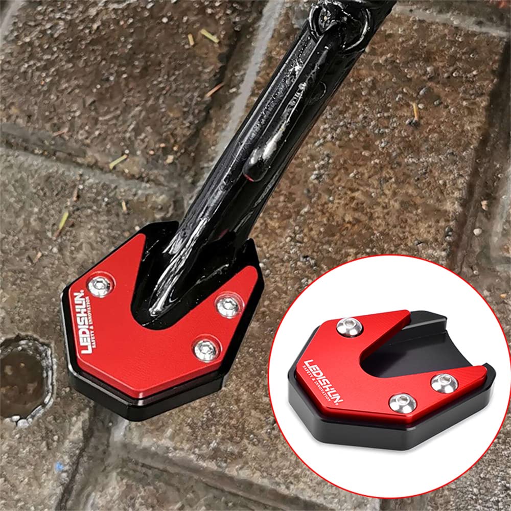 商品情報商品の説明対応する車種：GSX250R (DN11A) Vストローム250 GSR250 全年式 砂地や砂利などのサイドスタンドが埋まり込んでしまう不安定な路面でも、安定した駐輪を可能にする。主な仕様 対応する車種：GSX250R (DN11A) Vストローム250 GSR250 全年式高強度アルミニウム合金素材（A6061−T6）削り出し、カラーアルマイト仕上げ砂地や砂利などのサイドスタンドが埋まり込んでしまう不安定な路面でも、安定した駐輪を可能にする。パッケージ内容：1xサイドスタンドエクステンション、1x六角、取り付け：簡単で便利、専門な知識要らない