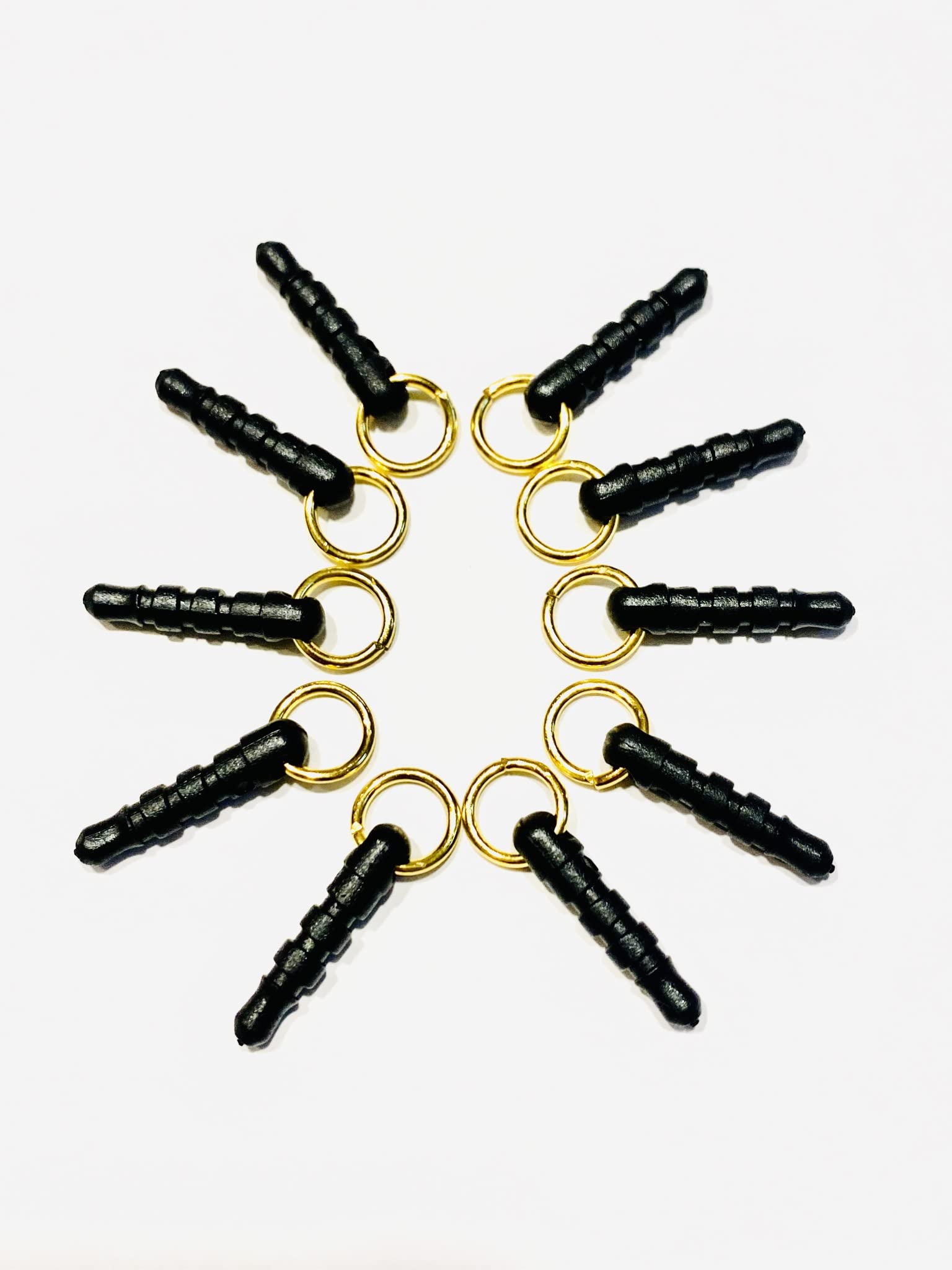 【送料無料】Wave Design【即日出荷】イヤホンジャック用 ダストカバー キーリング付き 3.5mm ミニジャック キャップ ホコリ防止 ブラック 3.5穴 サイズ：10個 ゴールドリング